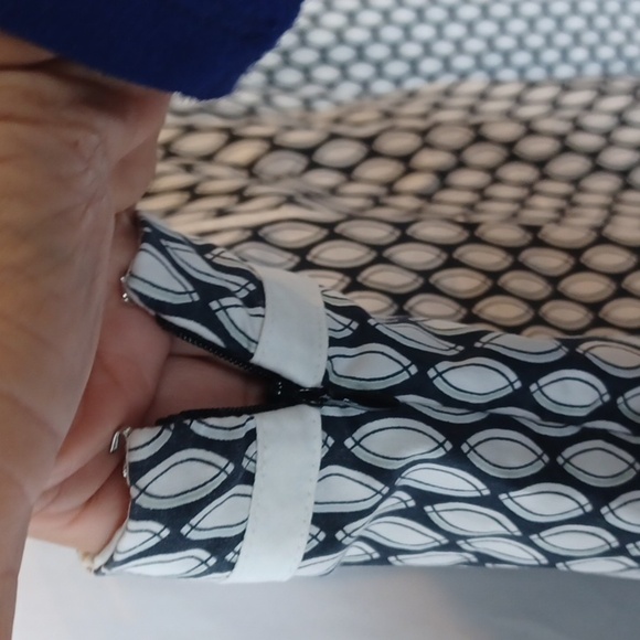 Gap Stretch Skirt Size 10 Regular White Navy Blue Abstract Print Above Knee - Picture 4 of 8